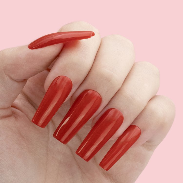 Ημιμόνιμο Βερνίκι Νυχιών Νο 032 Fire Κόκκινο Ημιδιάφανο 10ml - Christian Artesio