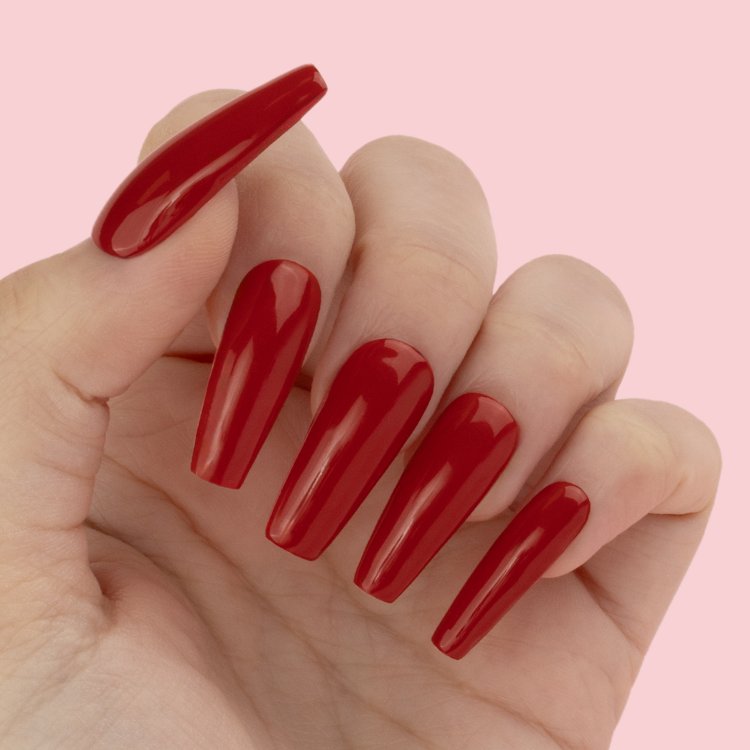 Ημιμόνιμο Βερνίκι Νυχιών Νο 034 My Super Hero Σκούρο Κόκκινο 10ml - Christian Artesio