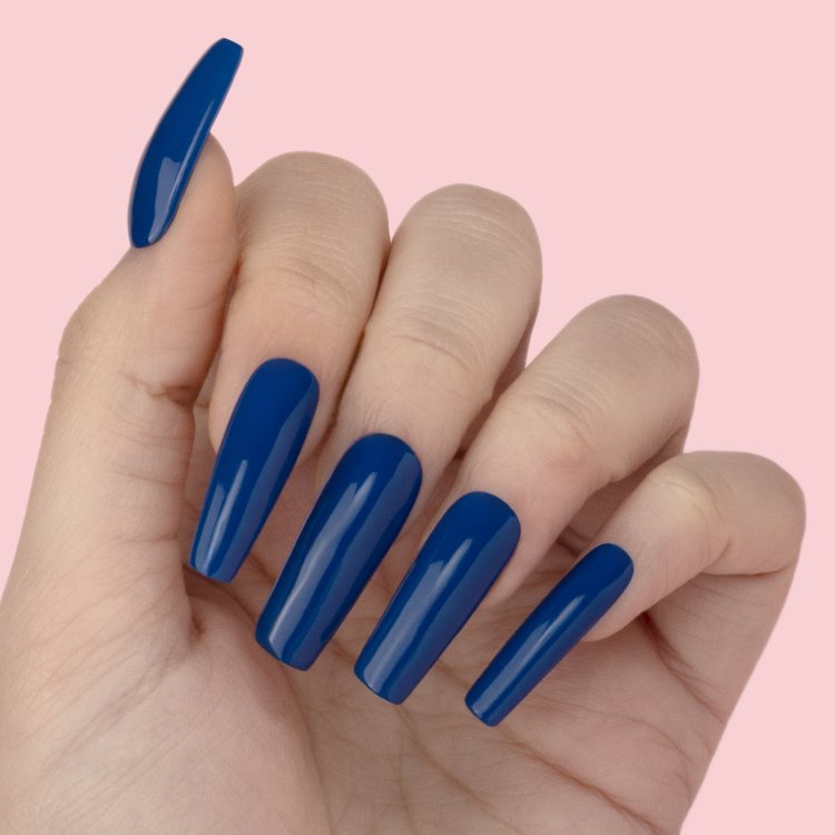 Ημιμόνιμο Βερνίκι Νυχιών No 048 Royal Blue Μπλε 10ml - Christian Artesio