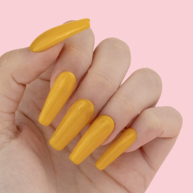 Ημιμόνιμο Βερνίκι Νυχιών No 059 School Bus Κίτρινο 10ml - Christian Artesio