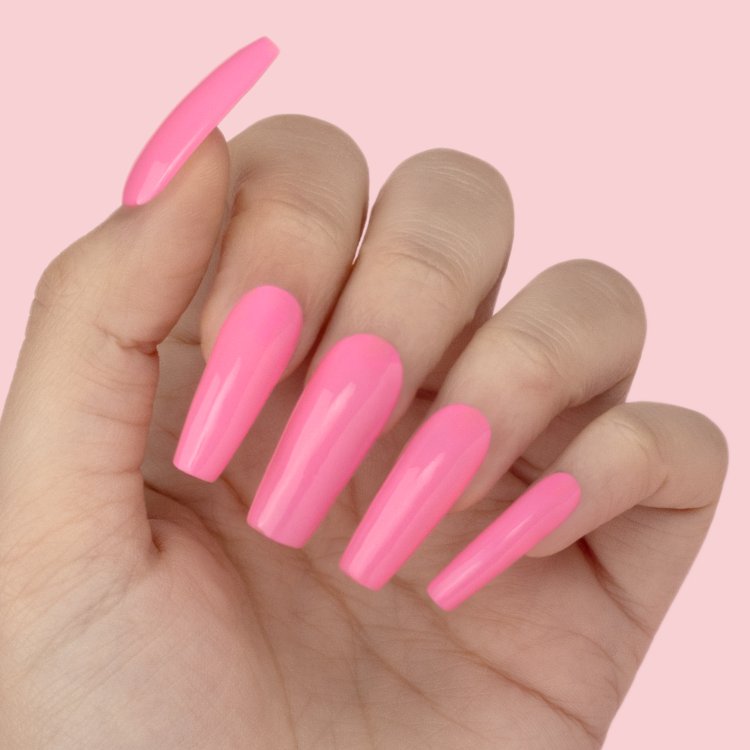 Ημιμόνιμο Βερνίκι Νυχιών No 065 Love Spell Ροζ 10ml - Christian Artesio