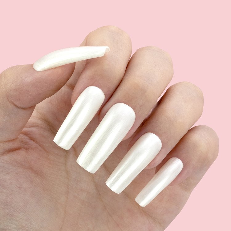 Gel Nail Polish No 074 Pearls White Metallic Pearl 10ml - Christian Artesio