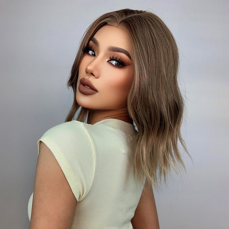 Περούκα Συνθετική Καστανή Καρέ