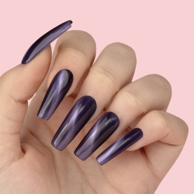 Ημιμόνιμο Βερνίκι Νυχιών Evil Queen Νο 119 Μωβ Velvet Cat Eye 10ml