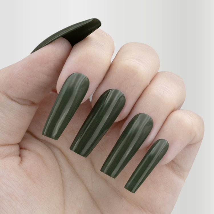 Ημιμόνιμο Βερνίκι Νυχιών Army Νο 143 Χακί 10ml