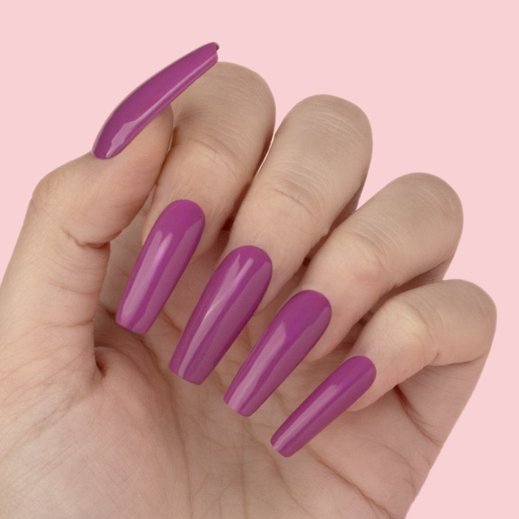 Ημιμόνιμο Βερνίκι Νυχιών Ghosted Νο 238 Μωβ 10ml