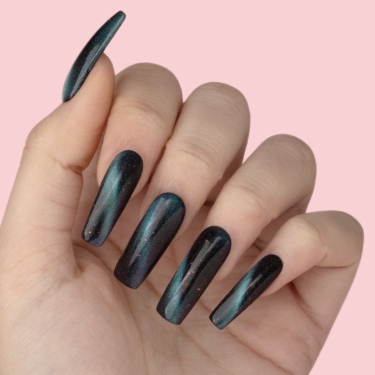 Ημιμόνιμο Βερνίκι Νυχιών Love Stone Νο 284 Πράσινο Galaxy Cat Eye 10ml