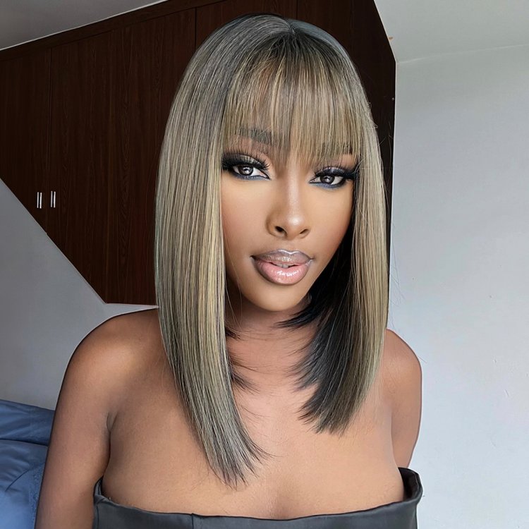 Περούκα Συνθετική Καστανή Σαντρέ Ίσια Καρέ με Φράντζα