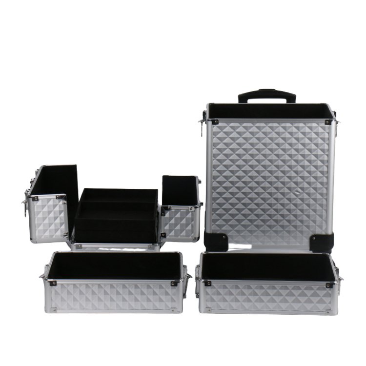 Επαγγελματική Βαλίτσα Αλουμινίου Τροχήλατη Ασημί– Μικρή Φθορά στο Εσωτερικό