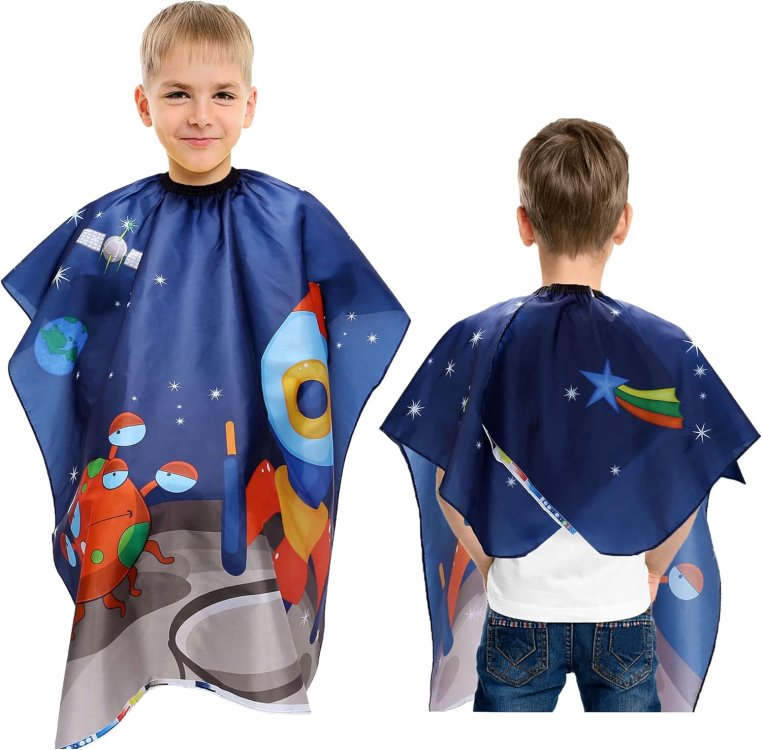 Παιδική Μπέρτα Κουρέματος CHRISTIAN ARTESIO – Αντιστατική & Αδιάβροχη, Με θέμα το Διάστημα, 130x80cm