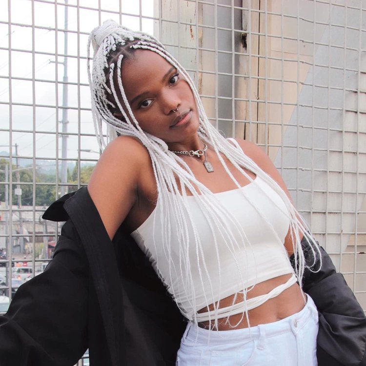 Leuchtende Jumbo-Zopfe im Dunkeln Weiss 100g 60cm