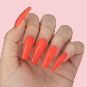 UV Nagellack No 070 Coral Red Neonkoralle 10ml – Christian Artesio