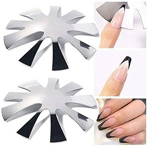 French Manicure Smile Cut