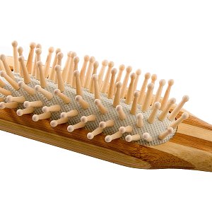 Holz-Haarburste