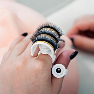 Plastic Eyelashes Ring in U Shape Set