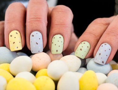 Πασχαλινά σχέδια νυχιών 2020 blog post